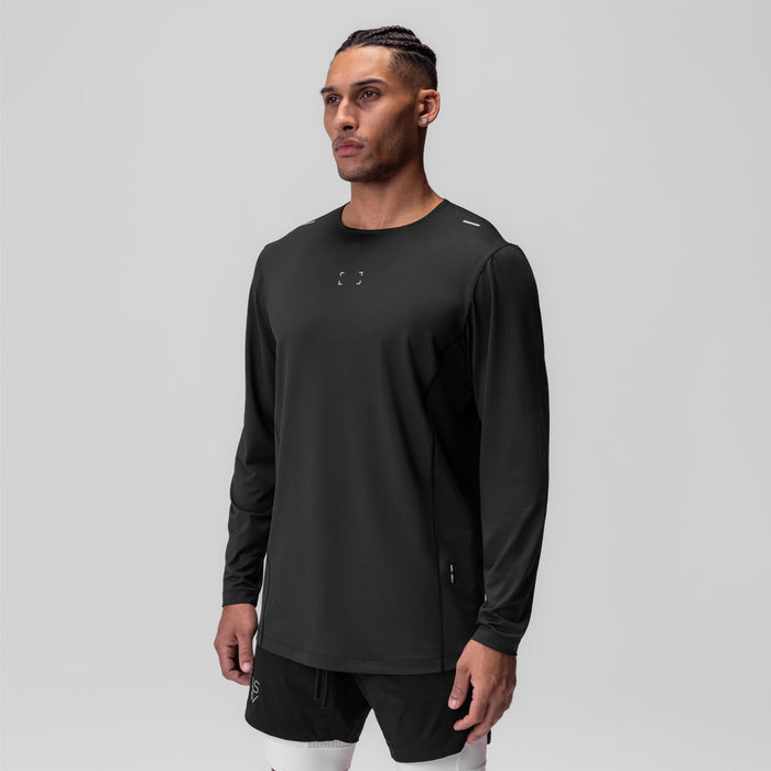 AeroSilver Training Long Sleeve in black with Space Bracket logo, worn by model facing forward