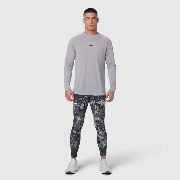 Polartec® Delta Longsleeve in slate grey worn with patterned leggings, front view