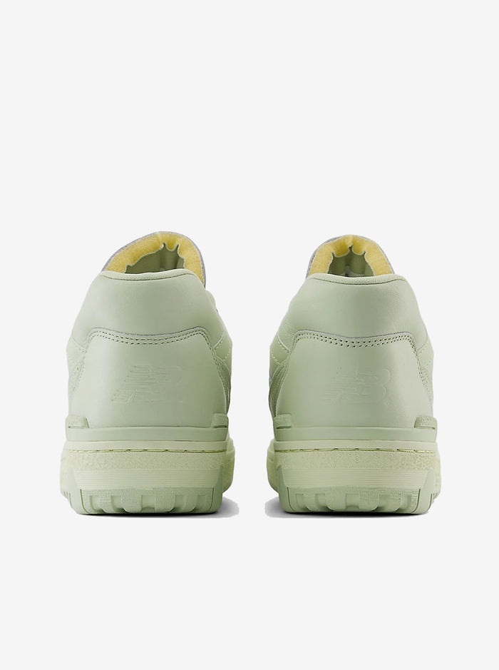 550 Unisex