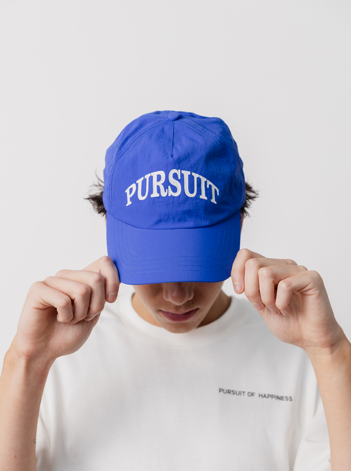 Arch Golfer Cap in Royal Blue