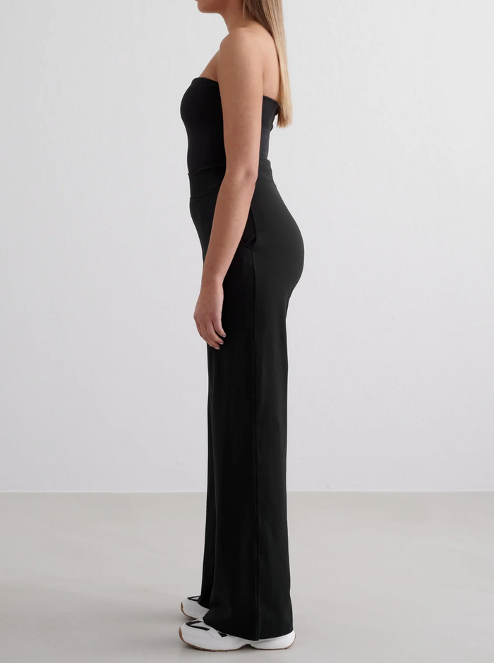 Black Sense Wide Pants in Black