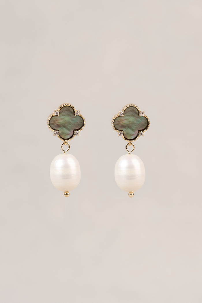 Clover Pearl Stud - Black