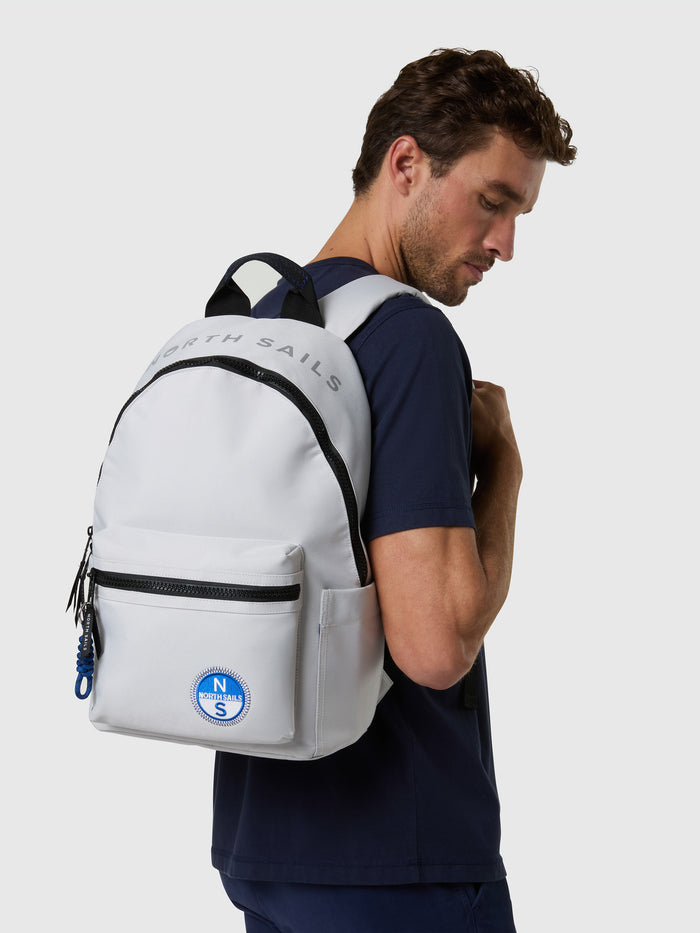 1 | Vapor grey | core-backpack-631320