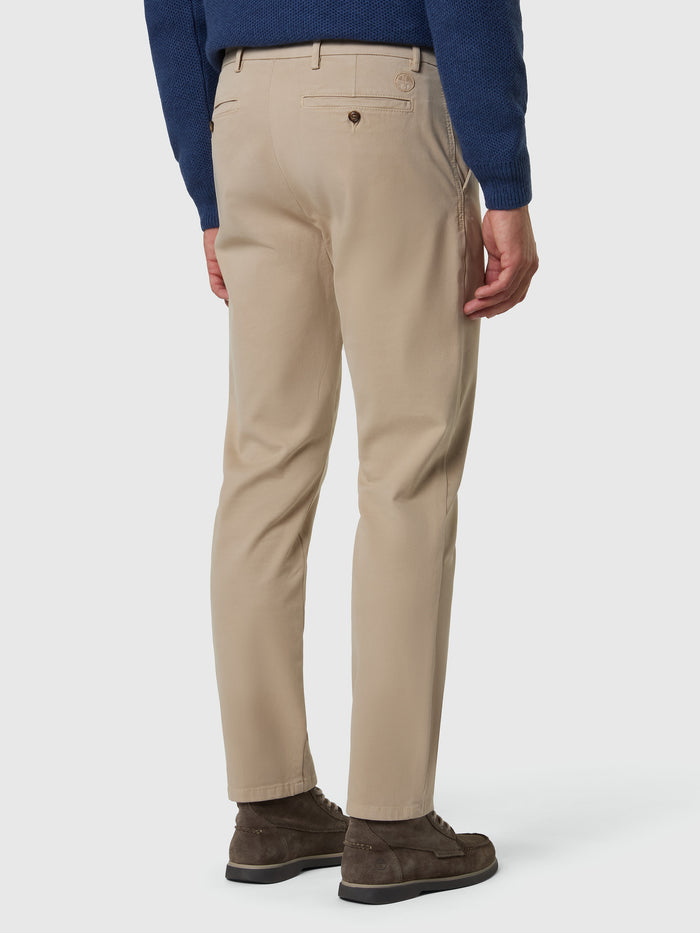 4 | Chino beige | defender-slim-fit-chino-long-trouser-673051