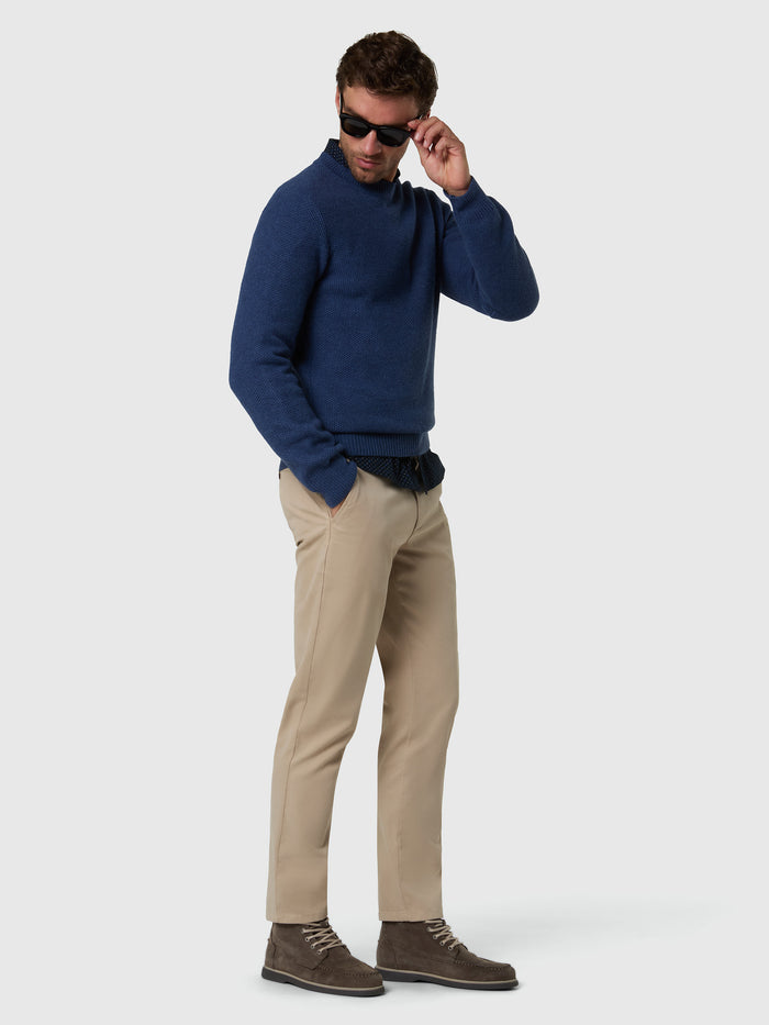 2 | Chino beige | defender-slim-fit-chino-long-trouser-673051