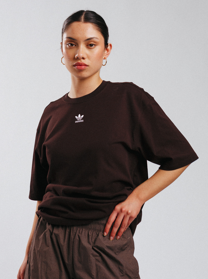 Essentials Boyfriend Tee