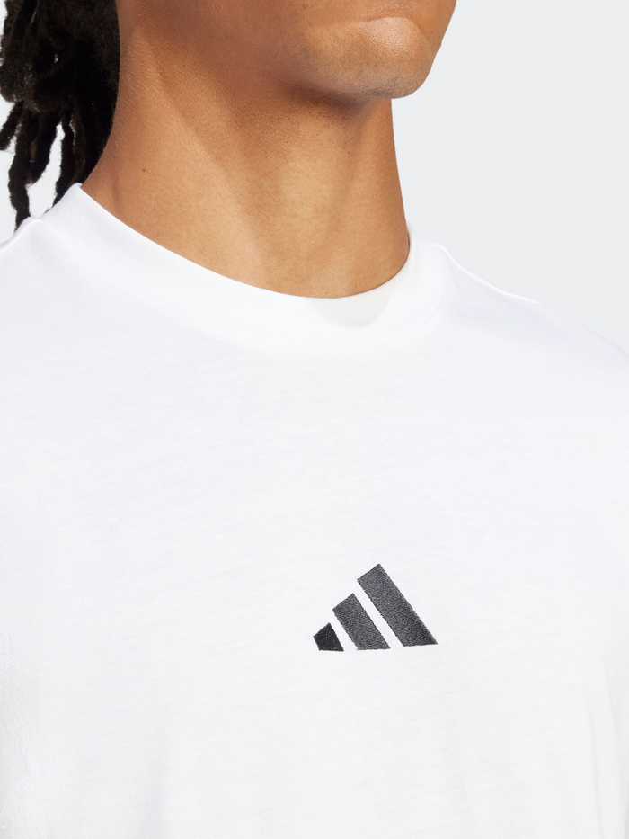 Essentials Small Logo Single Jersey T-Shirt