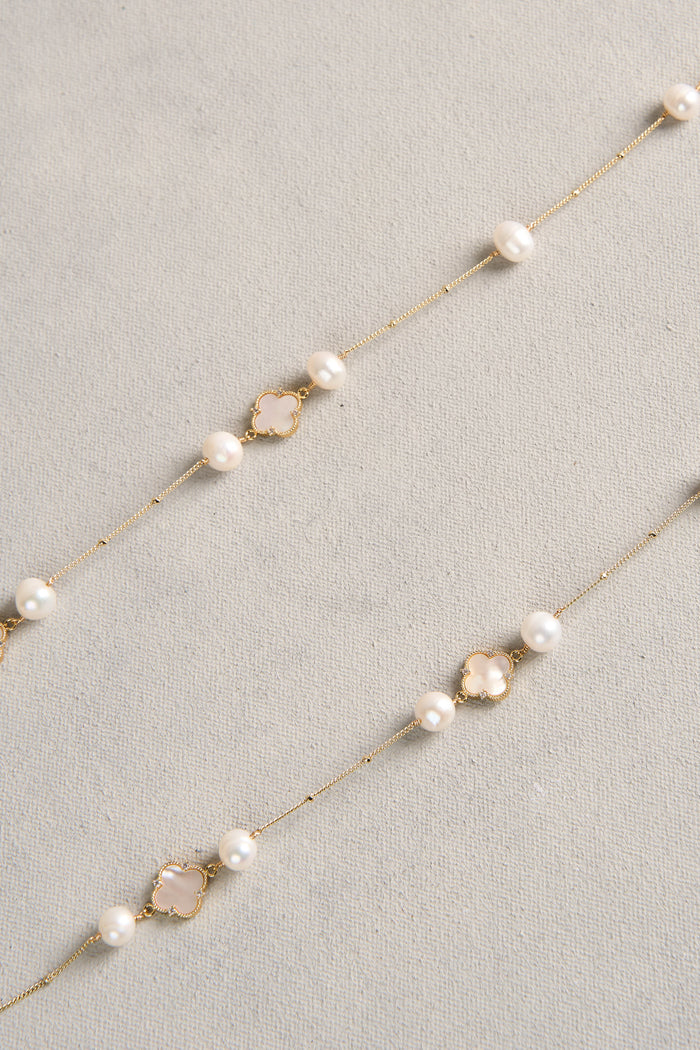 Long Pearl Clover Necklace - Mother of Pearl