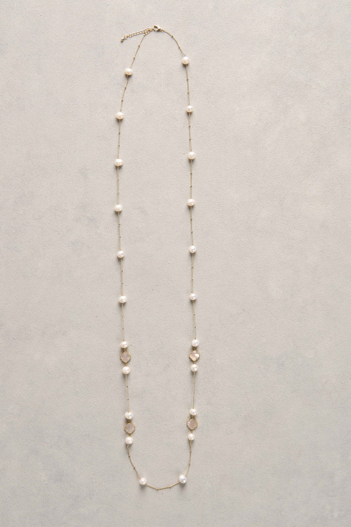 Long Pearl Clover Necklace - Mother of Pearl
