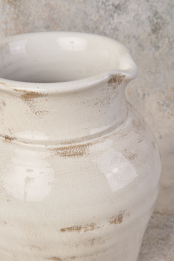 Luna Aged White Urn