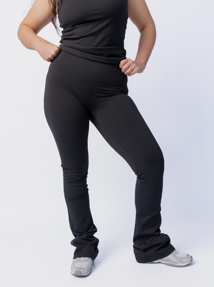 Mellow Flare Longline In Black