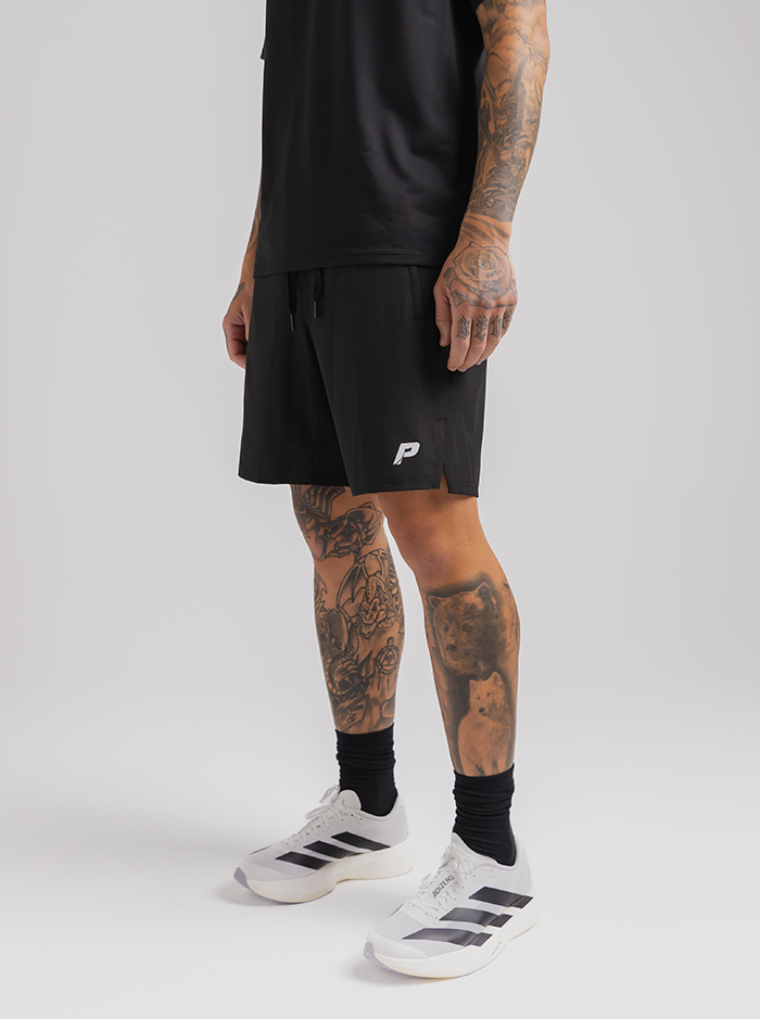 Performance Short 7" in Black