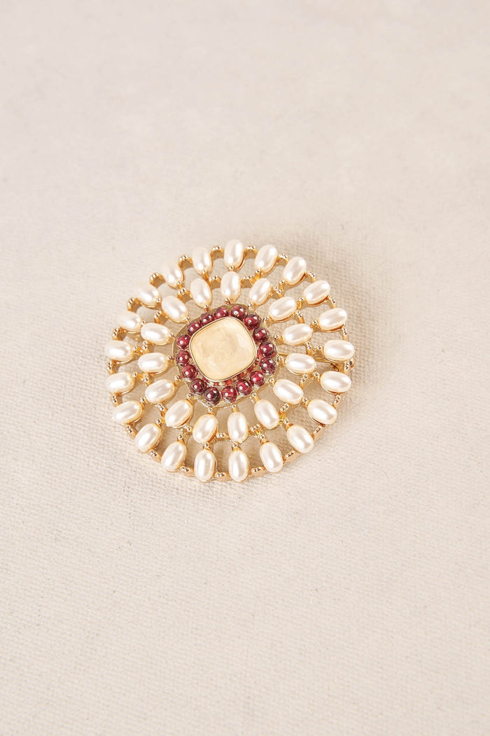 Round Pearl Brooch - Gold