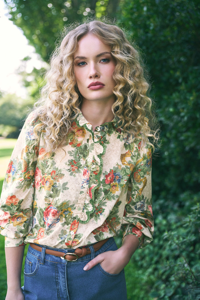 Ruffle Detail Shirt – Chateaux Print