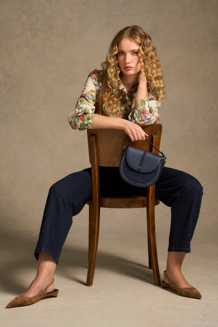 Ruffle Detail Shirt – Chateaux Print