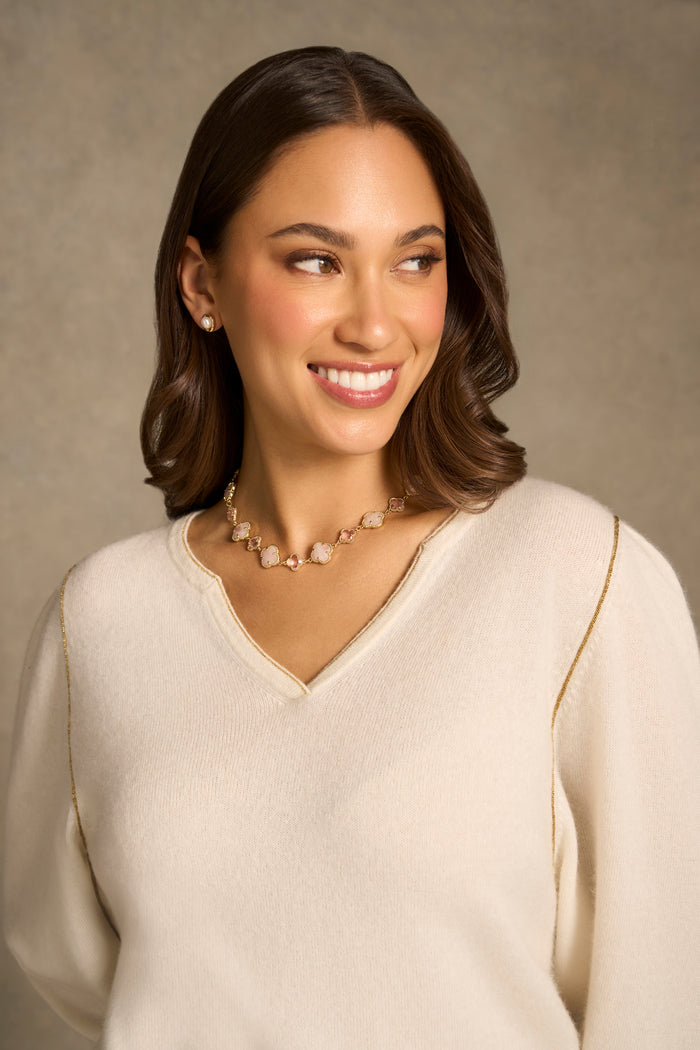 Short Clover Necklace - Light Pink