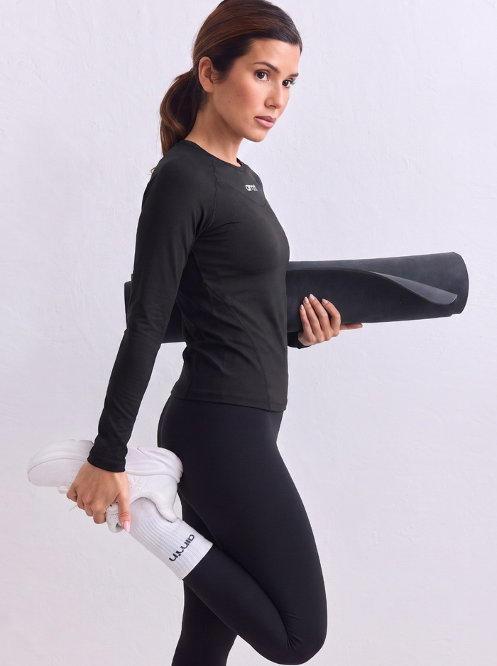 Soft Basic Long Sleeve Top in Black
