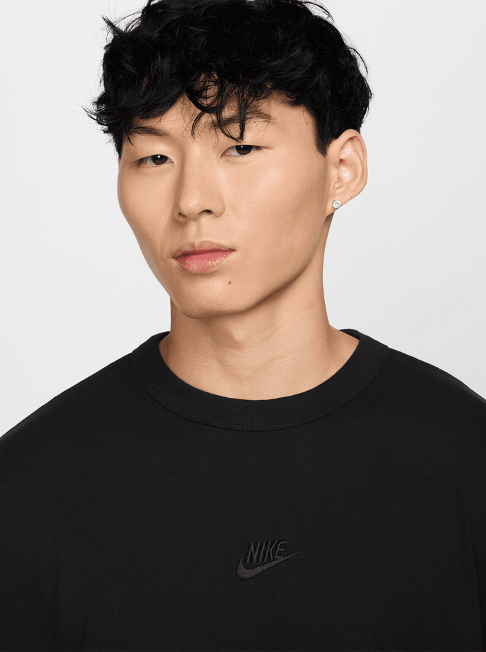 Sportswear Essentials Tee