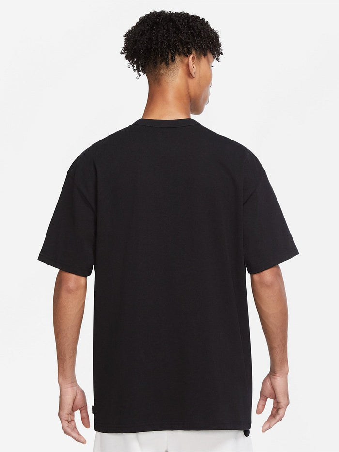 Sportswear Premium Essentials Tee