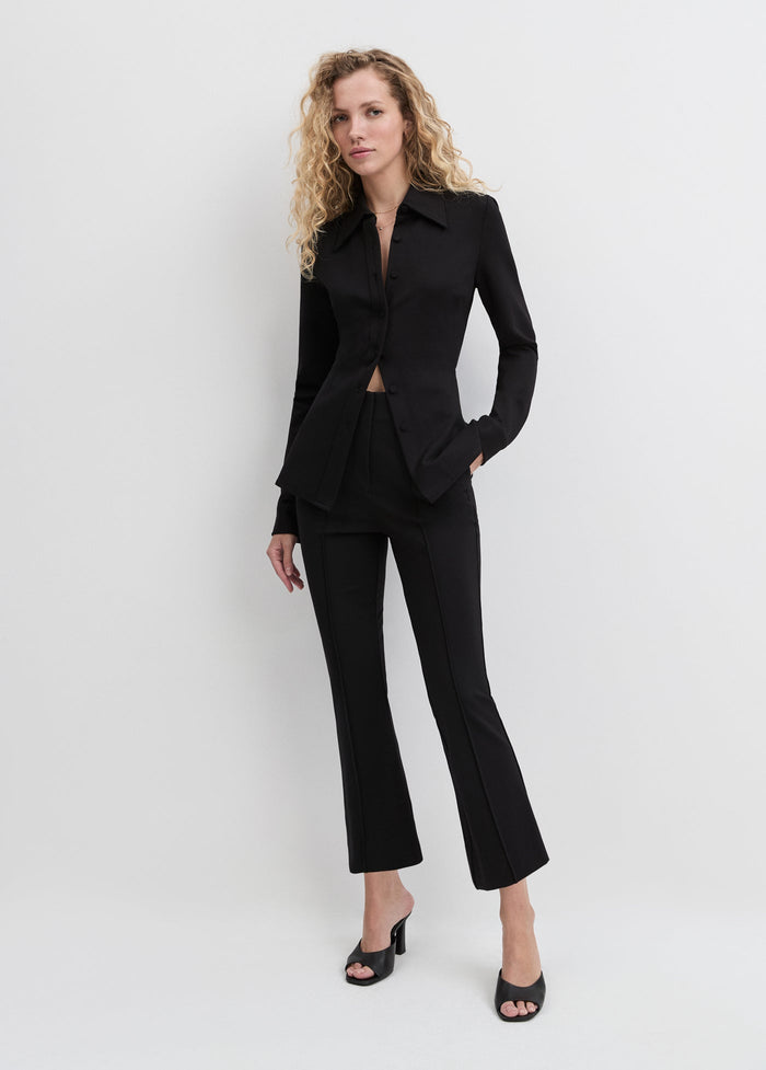 black ponte