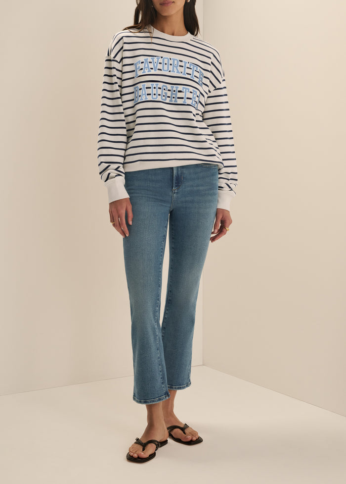 THE COLLEGIATE CLASSIC SWEATSHIRT