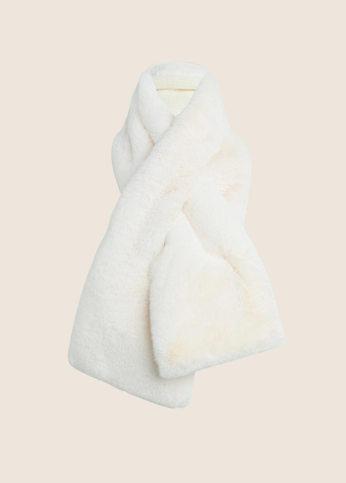 THE COZY LOOP SCARF