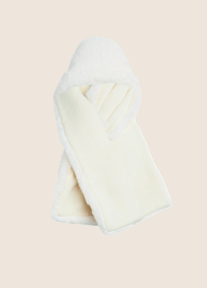 THE COZY LOOP SCARF