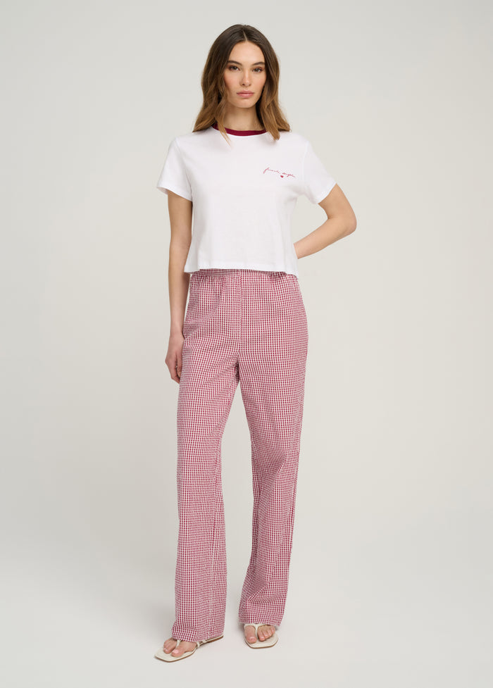 THE CROPPED SIGNATURE CHEST LOGO TEE