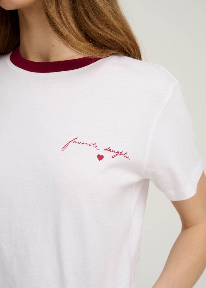 THE CROPPED SIGNATURE CHEST LOGO TEE