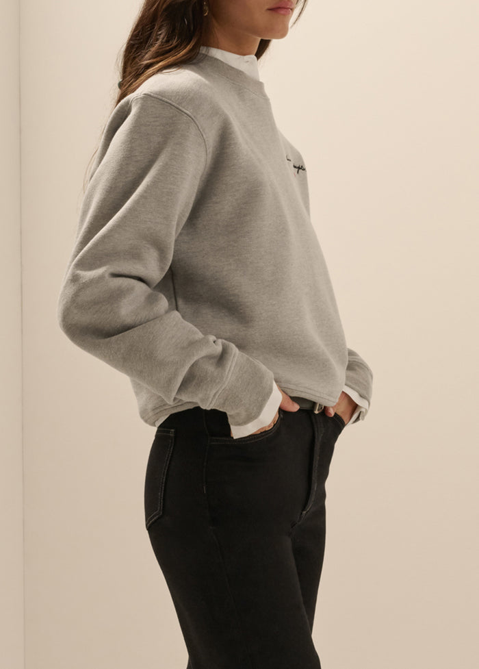 THE CROPPED SIGNATURE SWEATSHIRT