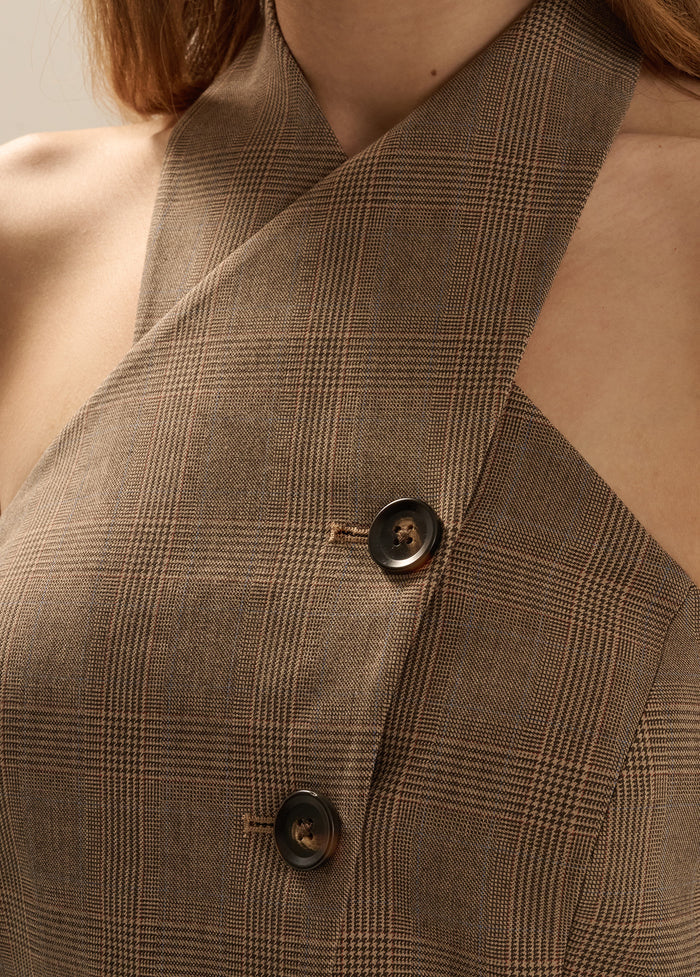 THE CROSSOVER VEST