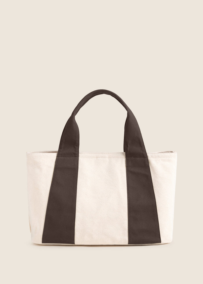 THE DAILY TOTE
