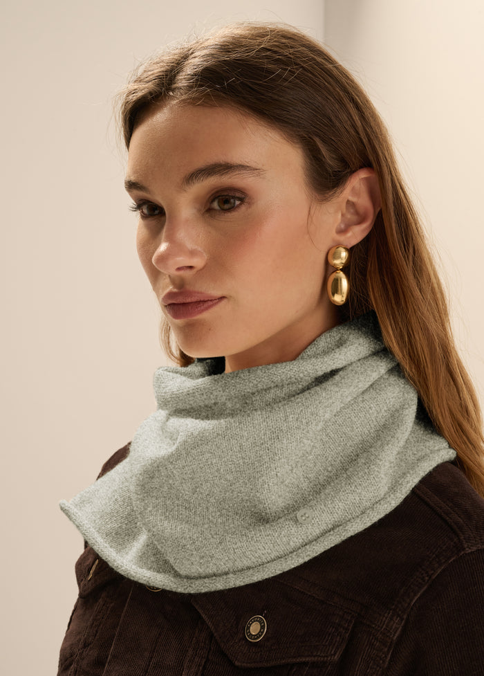 THE EVERYDAY NECKWARMER