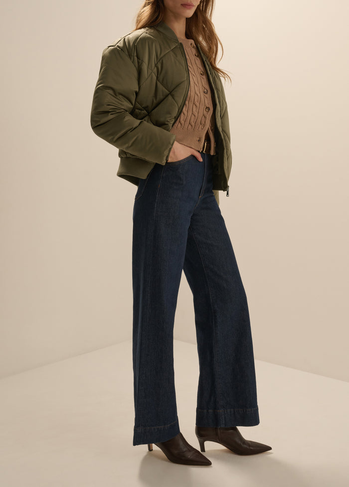 THE FAVORITE BOMBER