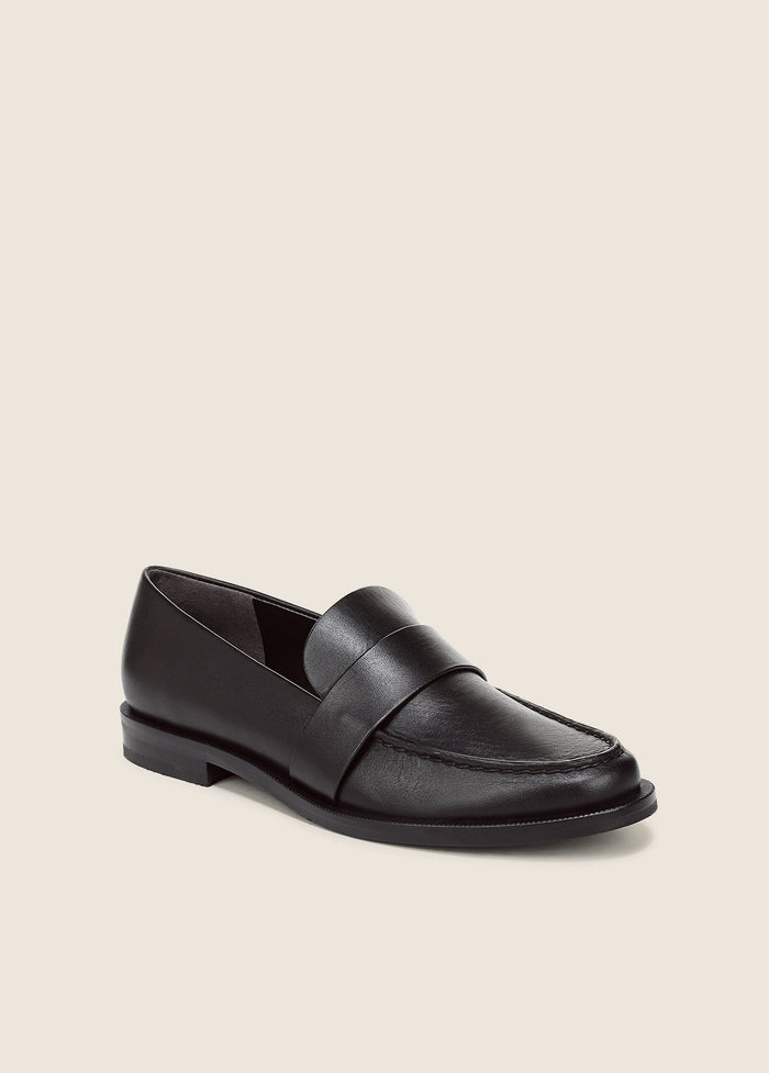 THE LOLA LOAFER