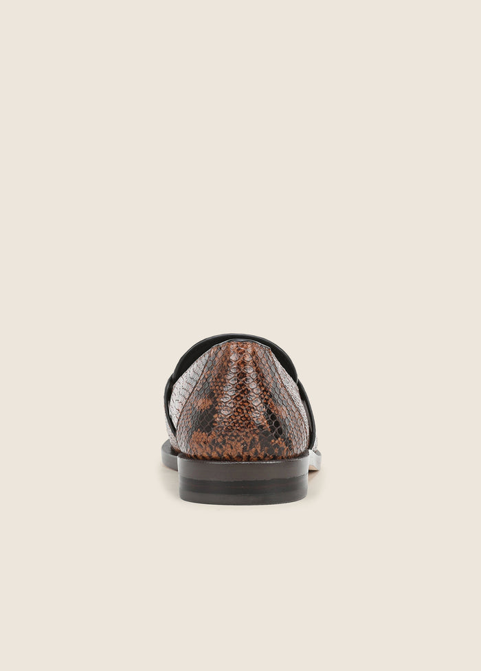 THE LOLA LOAFER