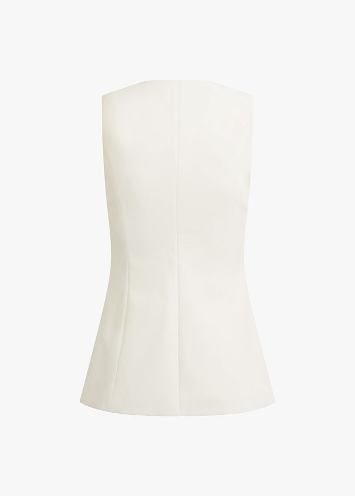 THE LONGLINE VEST