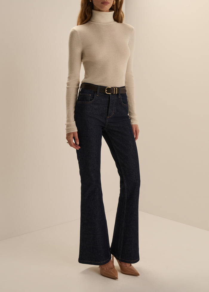 THE MAURICE MID RISE FLARE