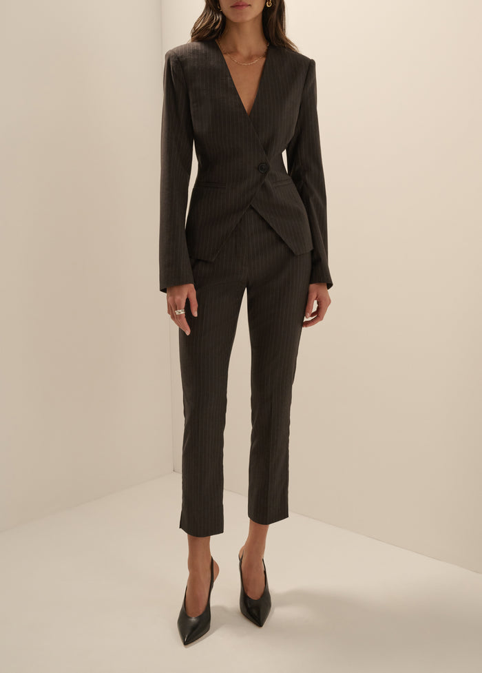 THE PETITE FAVORITE CIGARETTE PANT