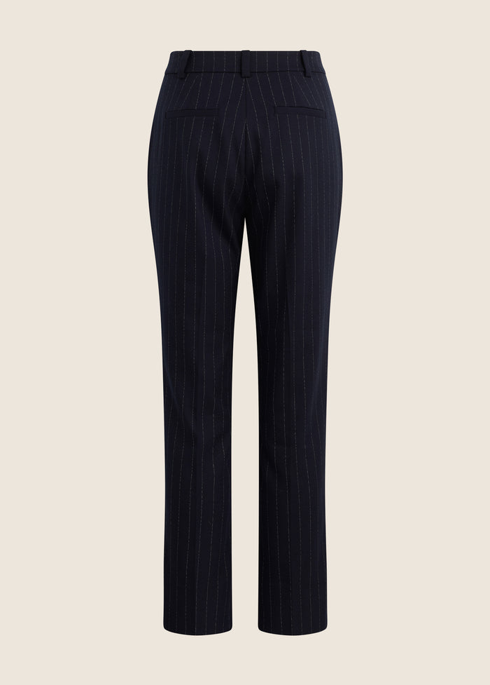THE PETITE FAVORITE CIGARETTE PANT