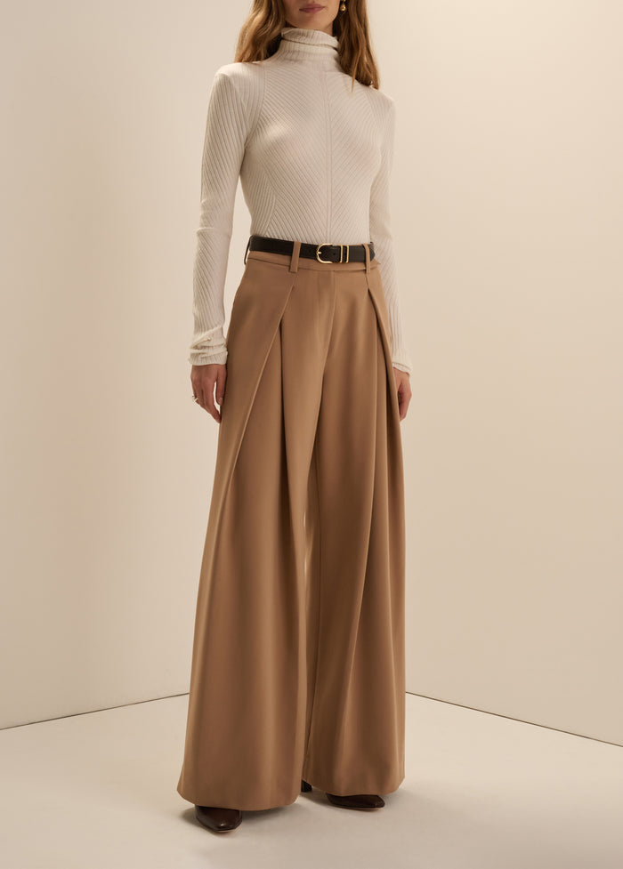 THE PLEATS FOR DAYS PANT