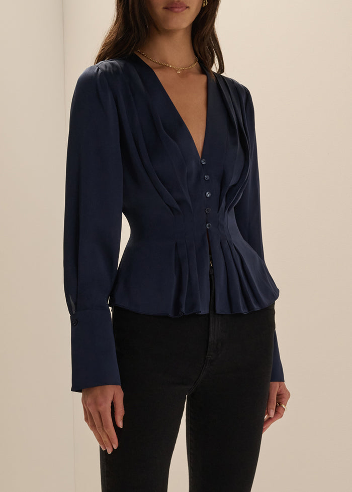 THE ROMANCE TOP