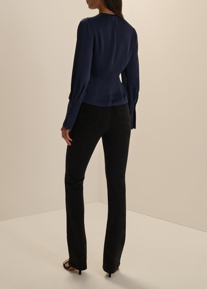 THE ROMANCE TOP