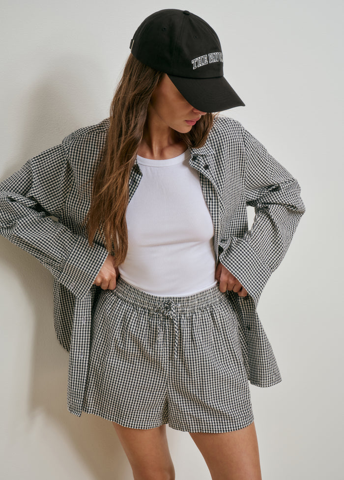navy white