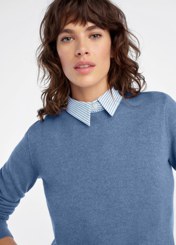 blue white stripe