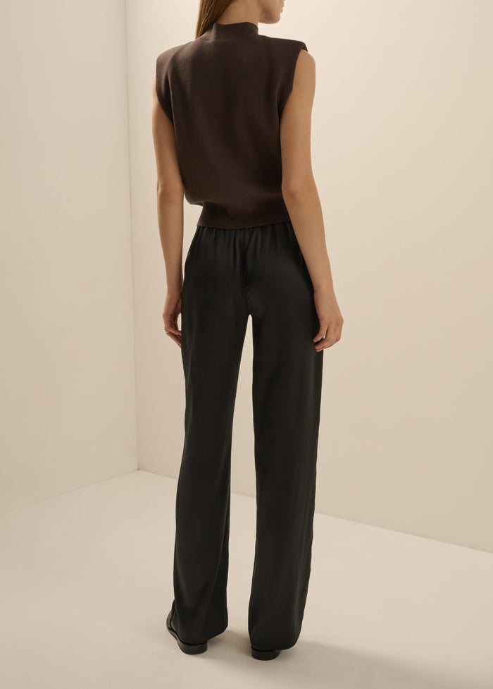 THE WHITNEY TOP