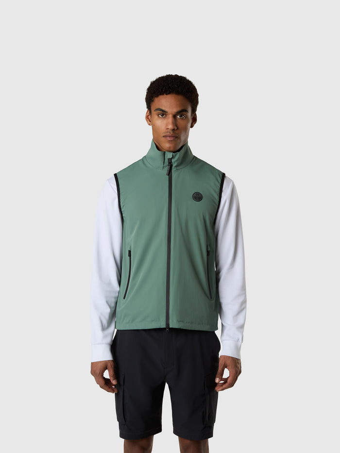1 | Laurel wreath | ventolite-vest-603415