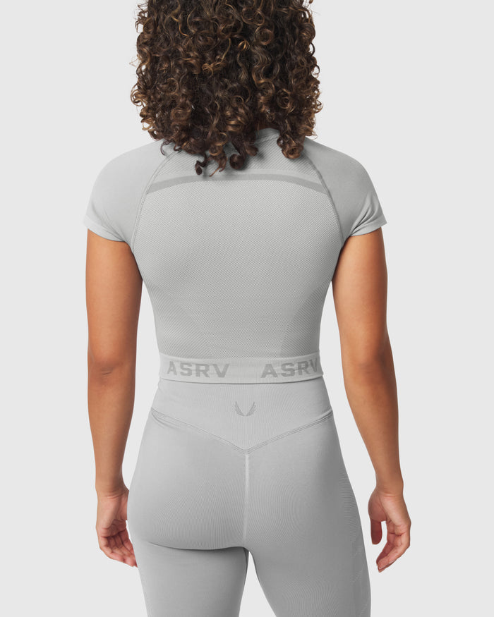 W111. Seamless Cropped Training Tee - Slate Grey