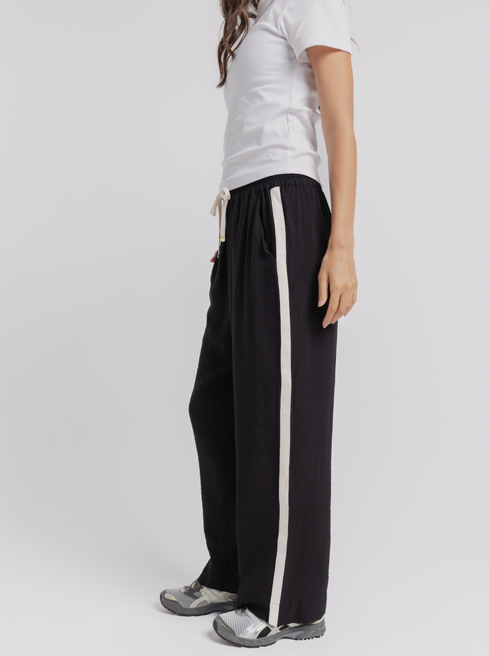 Weekender Pant