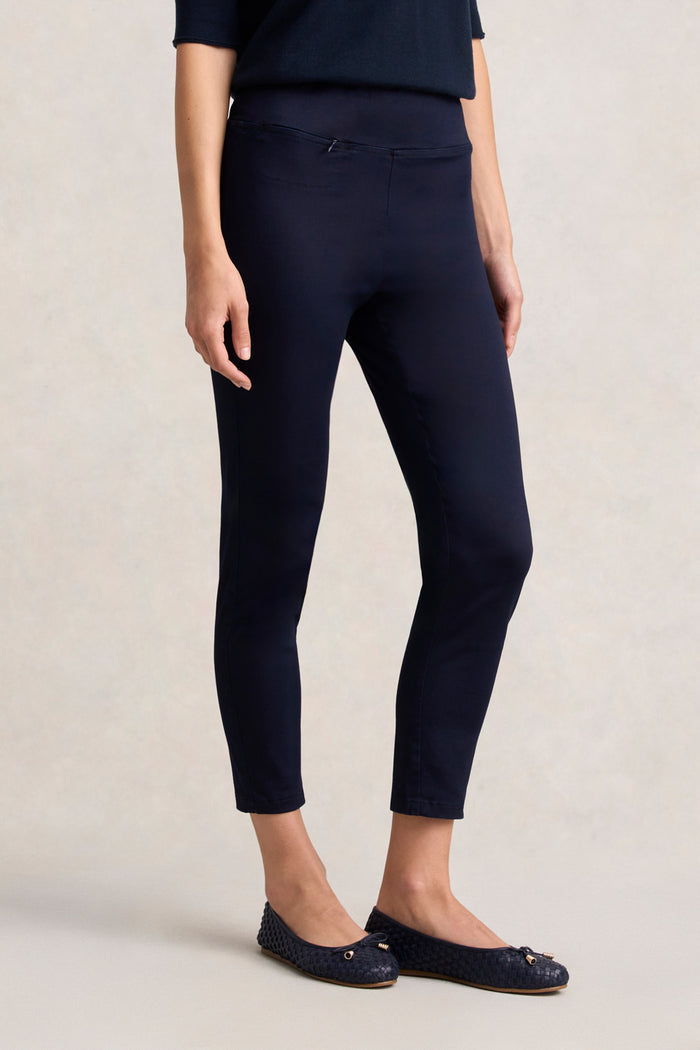 Zip Detail 7/8th Pant - Navy